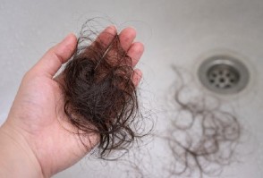 Caida del cabello en mechones