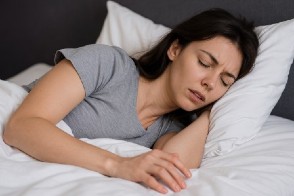 sensación de caerse al dormir
