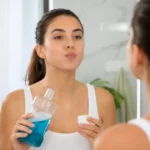 Cuántas veces al día usar enjuague bucal sin dañar los dientes cuantas veces al dia usar enjuague bucal
